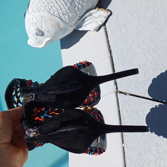 GUCCI caged PRIDE woven leather booties peeptoe heels 37 7 Rainbow - Picture 7 of 17